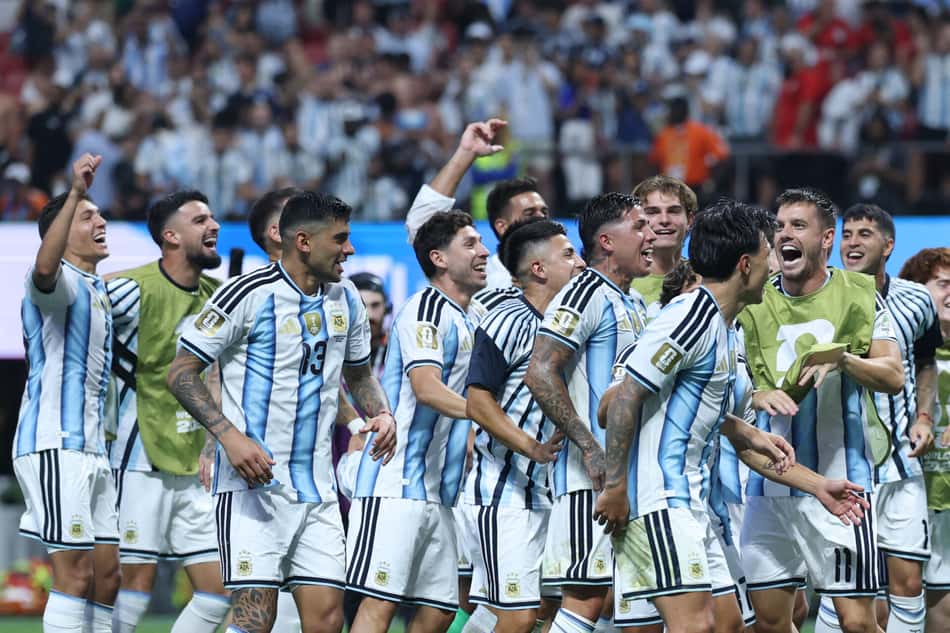 Seleção da Argentina comemora classificação para as quartas da Copa