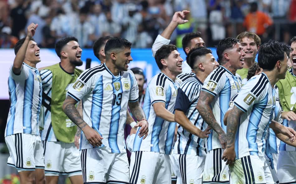 Argentina descarta lesão de titular e confirma escalação para as quartas da Copa