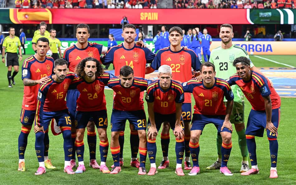 Time da Espanha em foto antes de jogo na Copa do Mundo