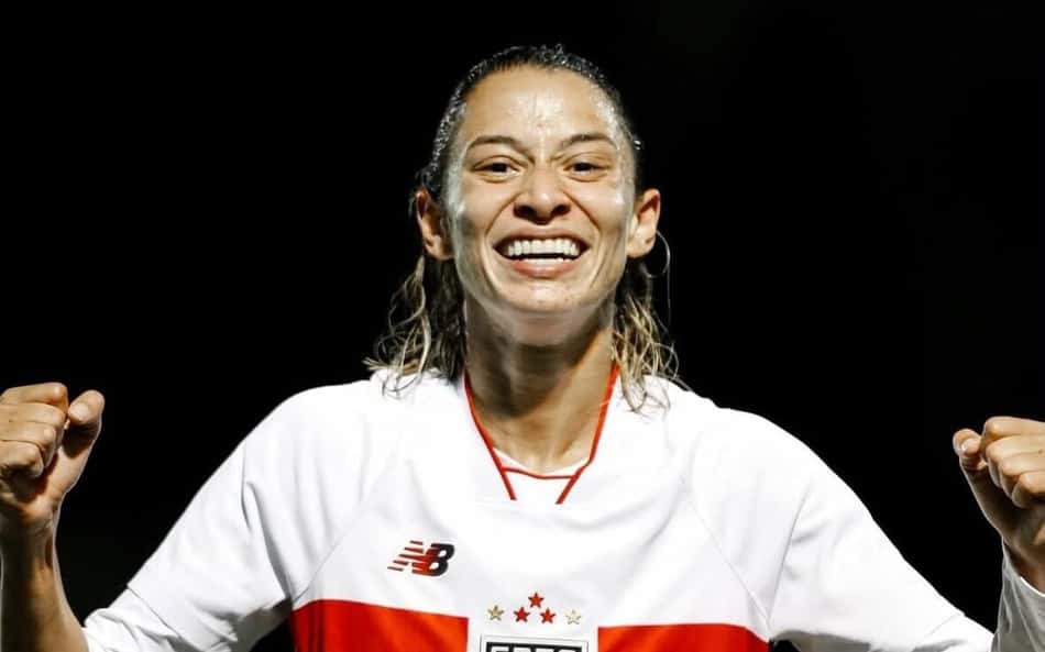 Serrana, atacante da equipe feminina do São Paulo