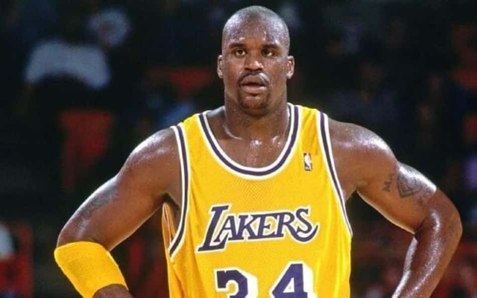 Shaquille O'Neal em quadra pelo Lakers