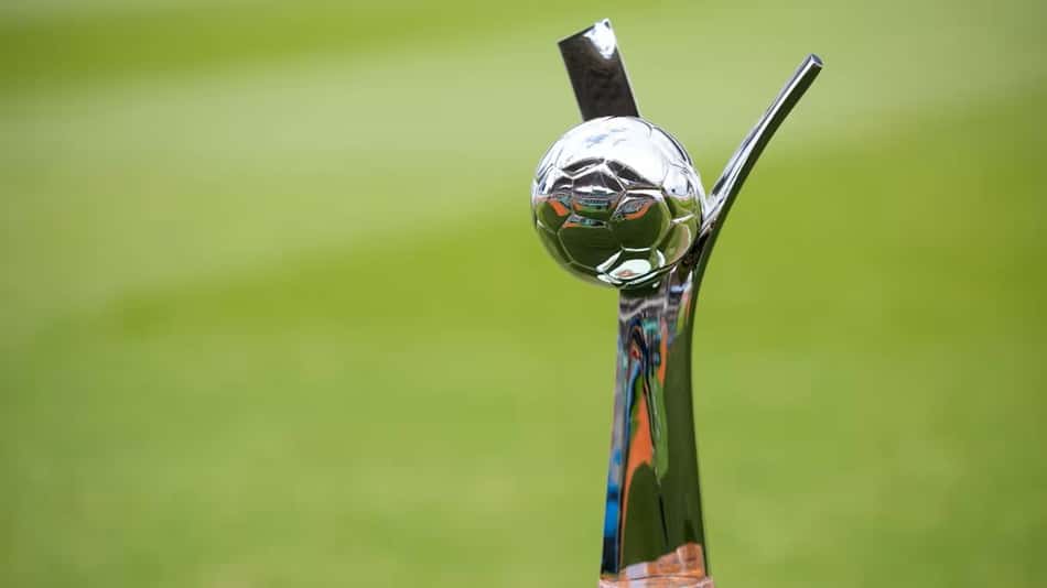 Foto da Taça da Copa do Mundo Feminina Sub-20 