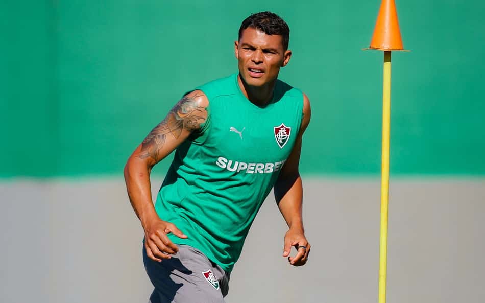 Thiago Silva reestreia pelo Fluminense contra o Bahia? Entenda