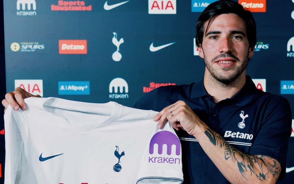 O meio-campista Tonali sendo anunciado pelo Tottenham