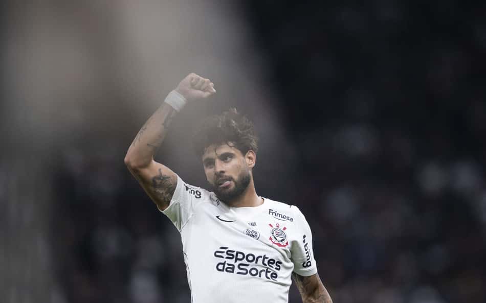 Yuri Alberto comemora gol pelo Corinthians