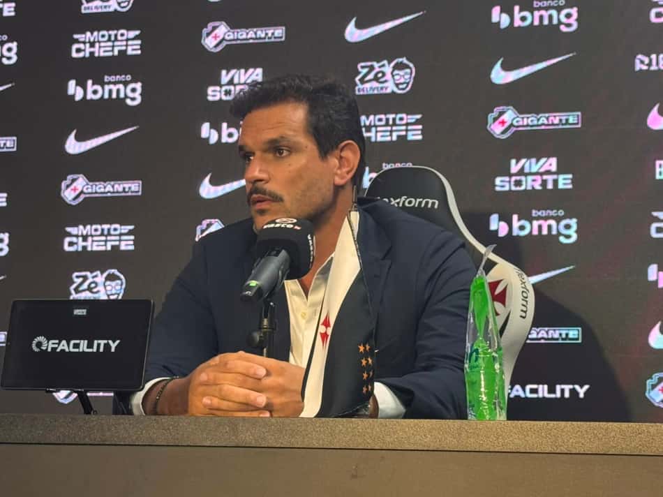 Admar Lopes em apresentação no Vasco da Gama