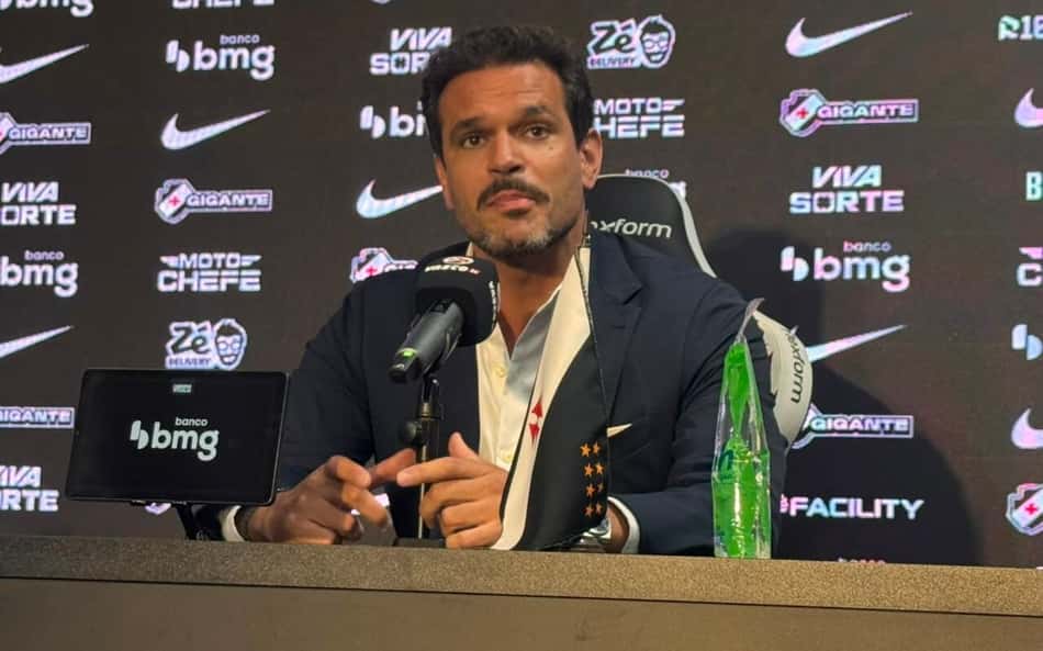 Admar Lopes em apresentação no Vasco da Gama