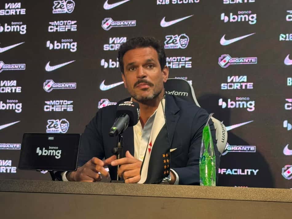Admar Lopes em apresentação no Vasco da Gama