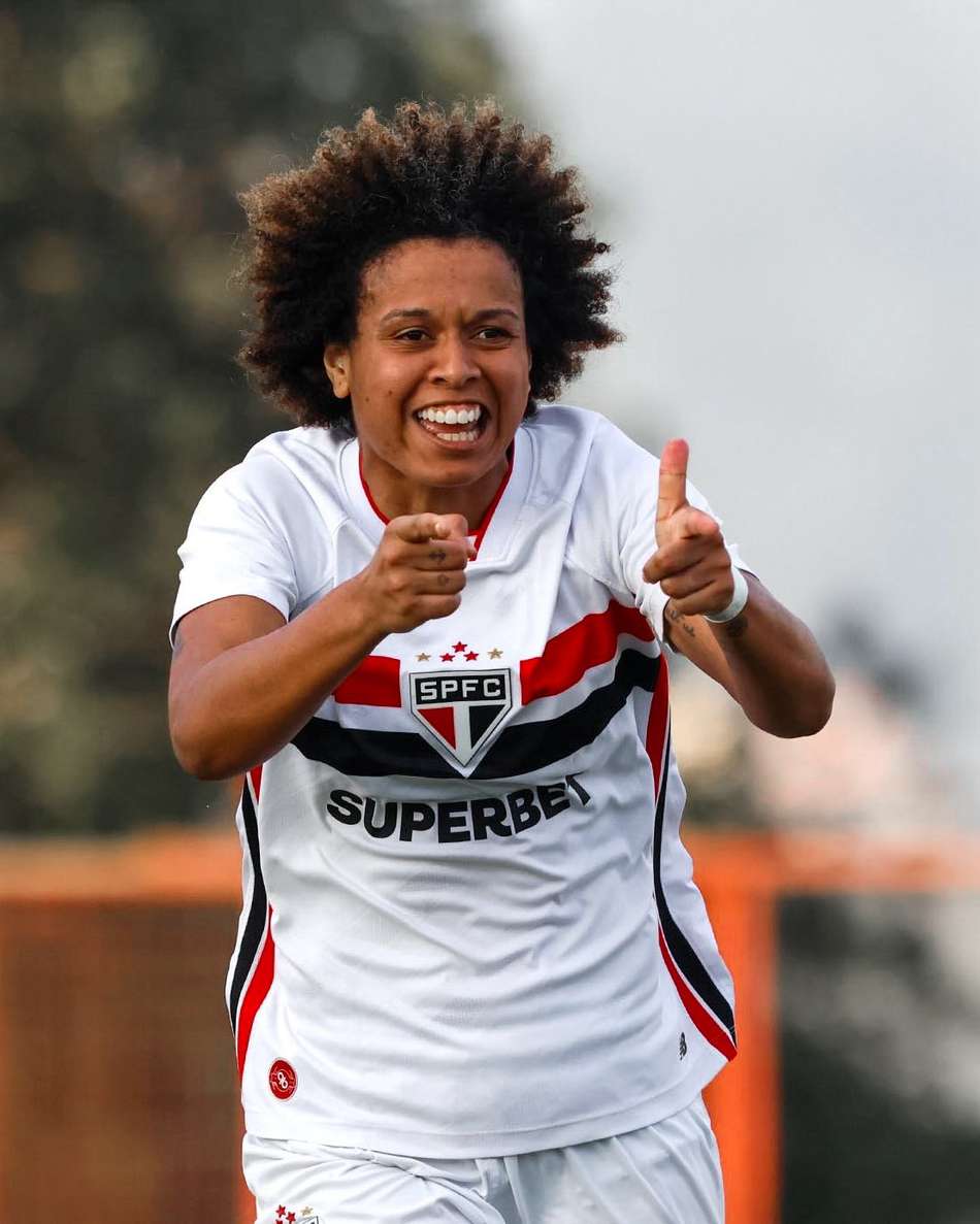 Aline Millene, atacante do São Paulo, marcou o terceiro gol contra o Mauaense. (Rubens Chiri / São Paulo FC/Divulgação)