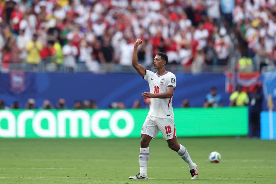 Jude Bellingham comemora seu gol em Noruega x Inglaterra pela Copa do Mundo de 2026