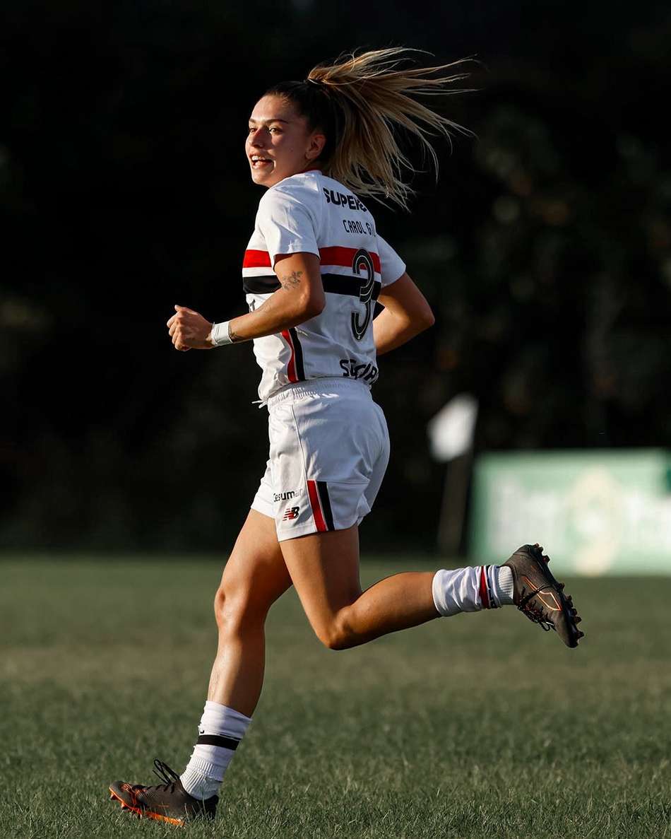 Carol Gil ampliou para as Soberanas. (Rubens Chiri / São Paulo FC/Divulgação)