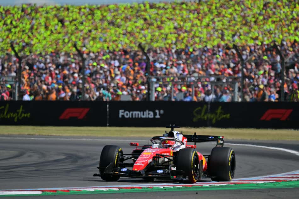 Charles Leclerc em ação no GP da Inglaterra pela F1 2026