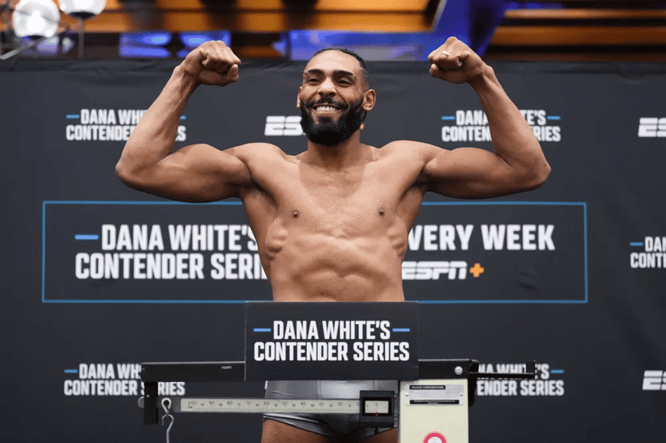 Claudio Ribeiro no Dana White's Contender Series, antes do UFC