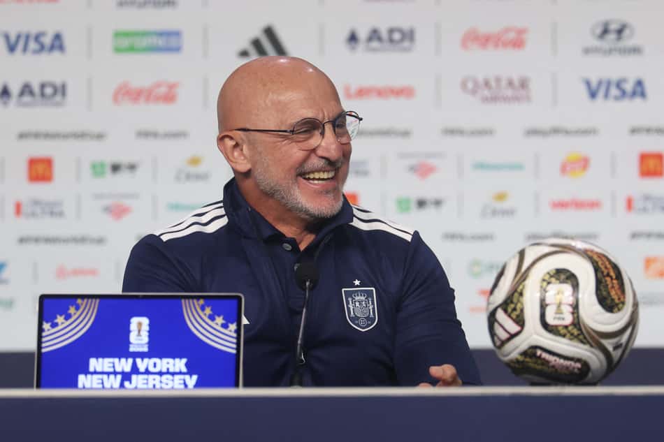 Técnico da Espanha, Luís de la Fuente, antes da final da Copa do Mundo com a Argentina
