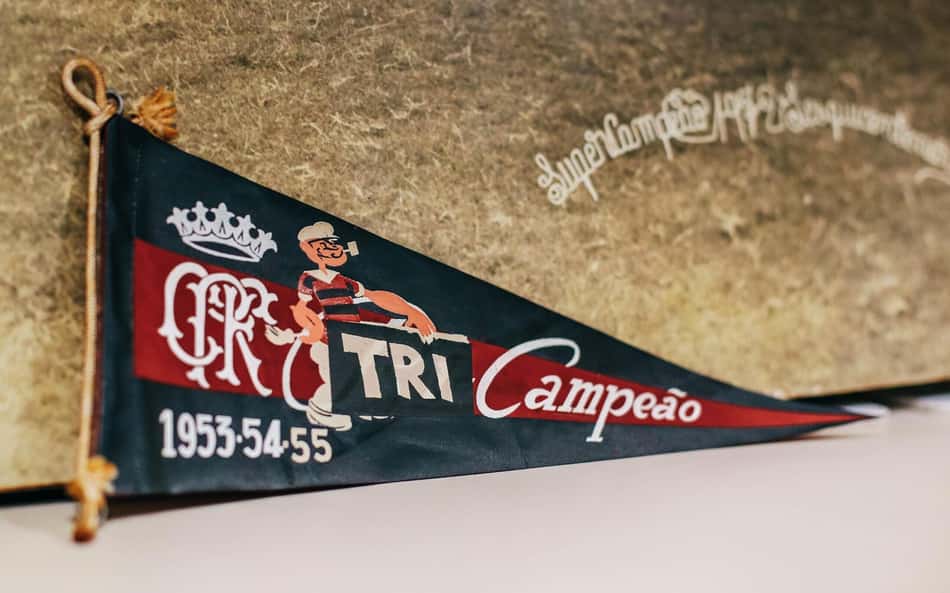 Museu Flamengo reabre com exposição inédita de Zagallo e taças das Copas do Mundo
