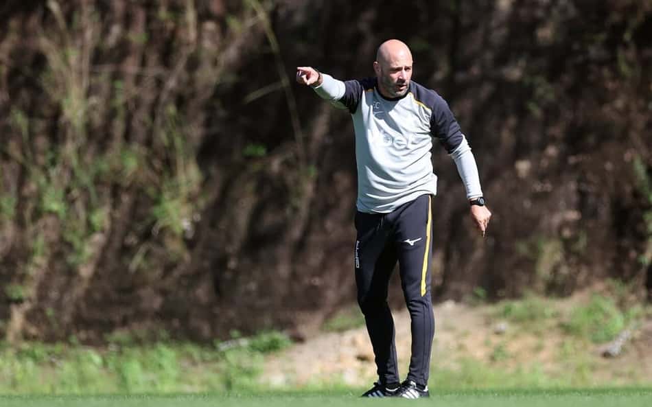 Botafogo tem desfalque e muitas novidades para duelo com o Santos; veja relacionados