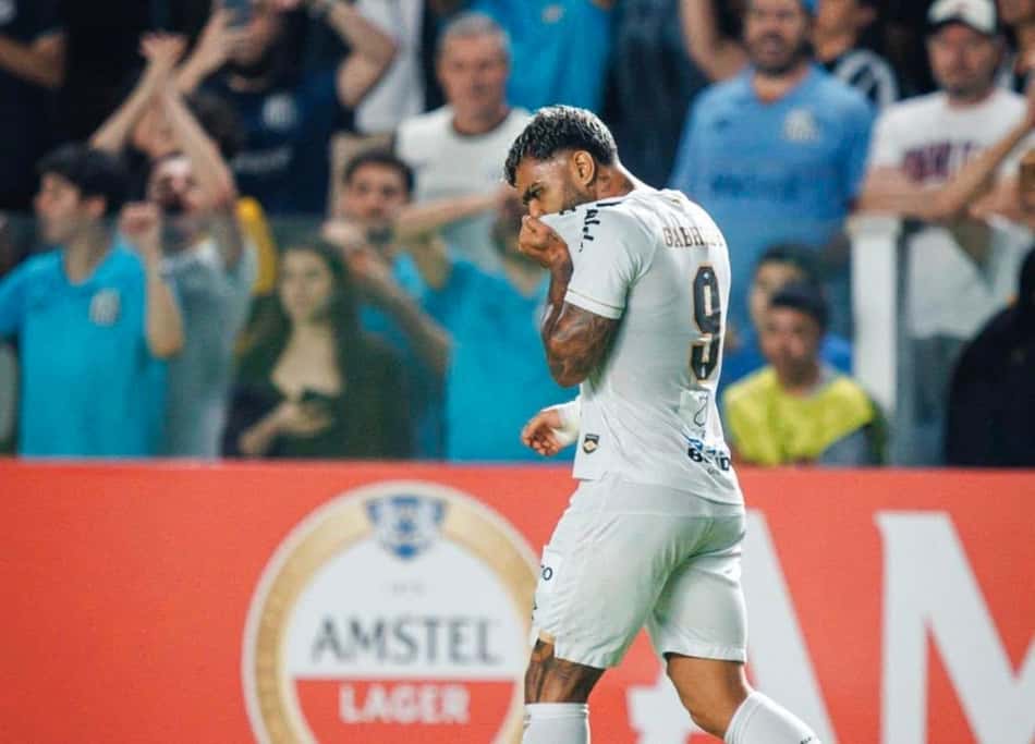 Gabriel Barbosa foi titular na vitória do Santos diante da UVC. (Foto: Juliana Yamaoka/ Lance!)