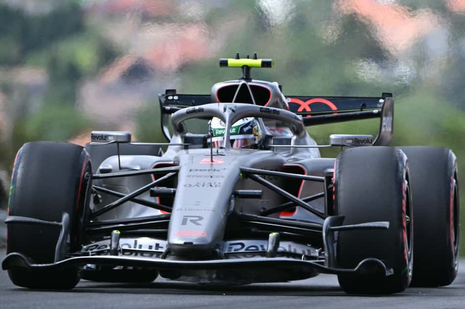 Gabriel Bortoleto em ação no GP da Hungria pela F1 2026
