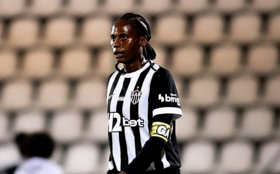 Hingredy destaca intensidade dos treinos e vê Atlético-MG mais forte após a Copa