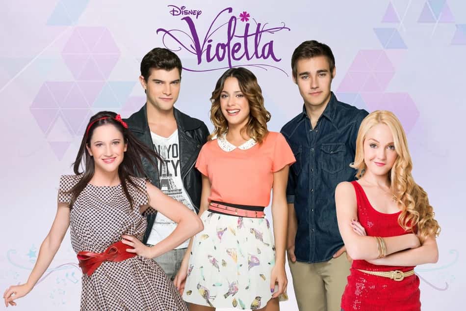 Tini interpretava Violetta, protagonista da série da Disney