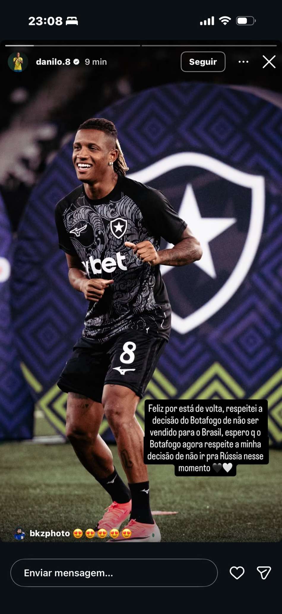 Publicação de Danilo com recado ao Botafogo sobre negociação com o Palmeiras e Rússia 