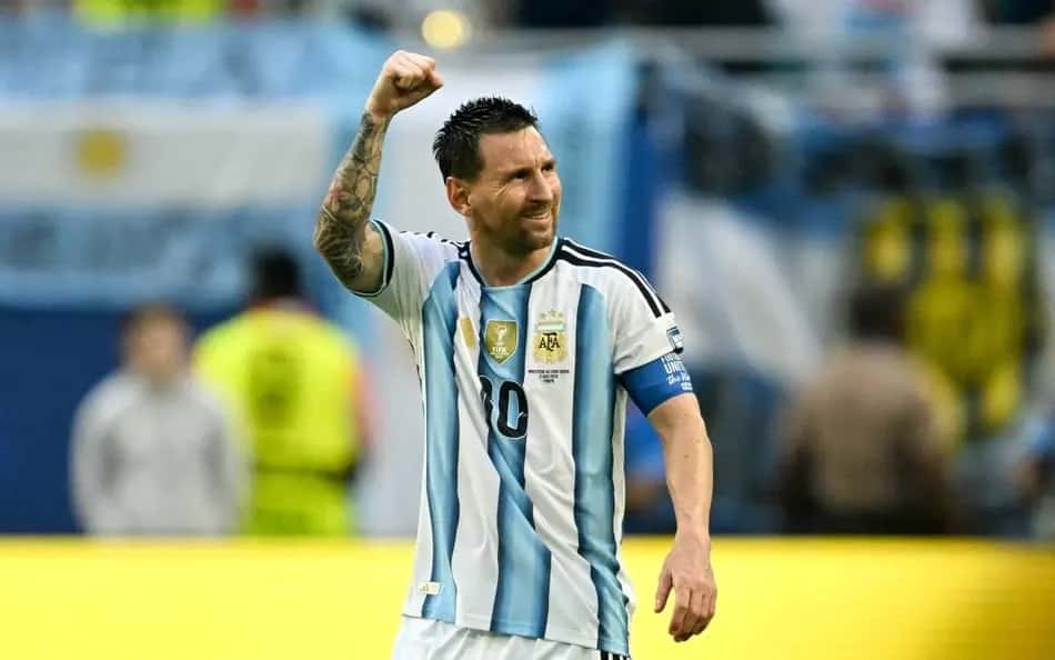 Lionel Messi em comemoração do gol na partida contra o Cabo Verde na Copa do Mundo