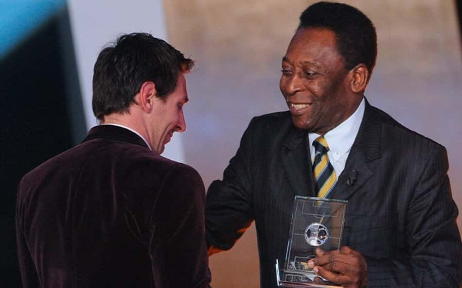 Comentarista faz paralelo entre Pelé e Messi e se rende: 'Eu aceito'