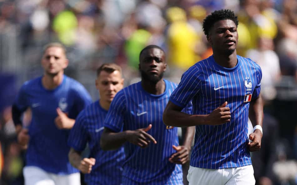Astro da França não deve jogar contra Marrocos por lesão; entenda