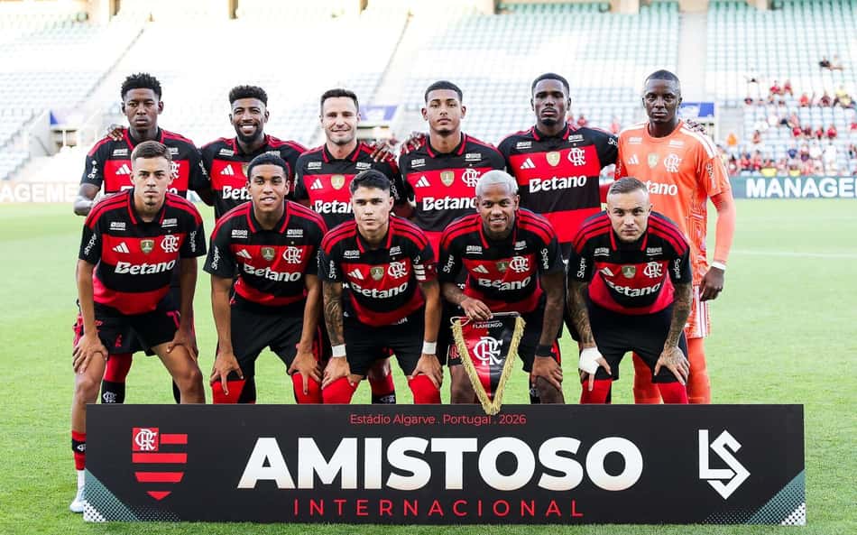 Flamengo recusa proposta do Grupo City pelo zagueiro João Victor