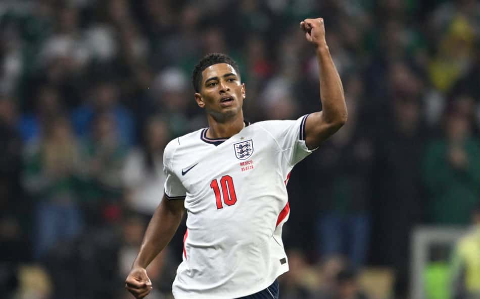 Jude Bellingham comemora gol da Inglaterra sobre o México na Copa do Mundo de 2026
