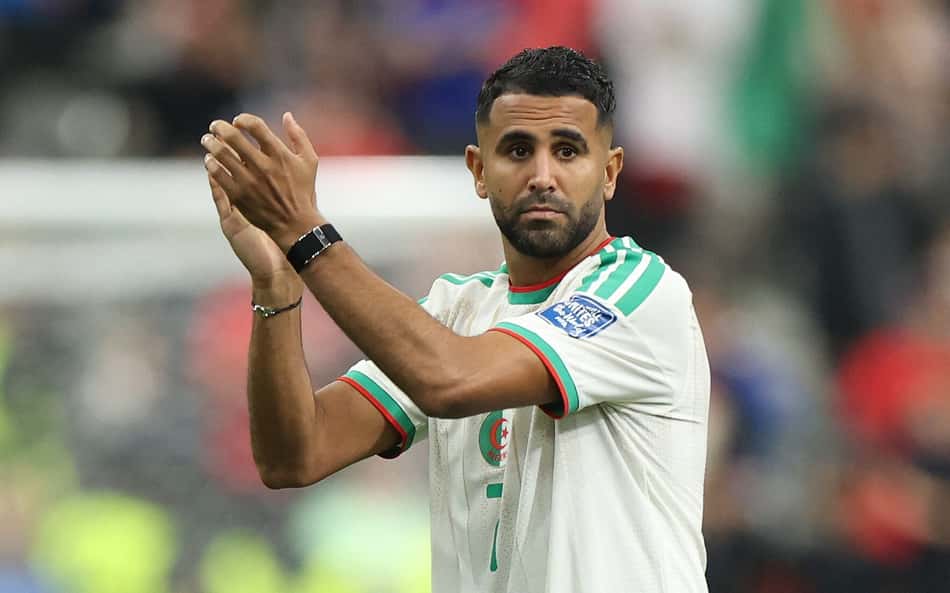 Mahrez anuncia aposentadoria da seleção da Argélia após eliminação na Copa do Mundo