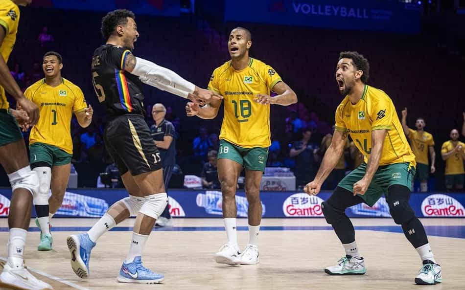 Brasil domina a França e volta à zona de classificação da VNL Masculina