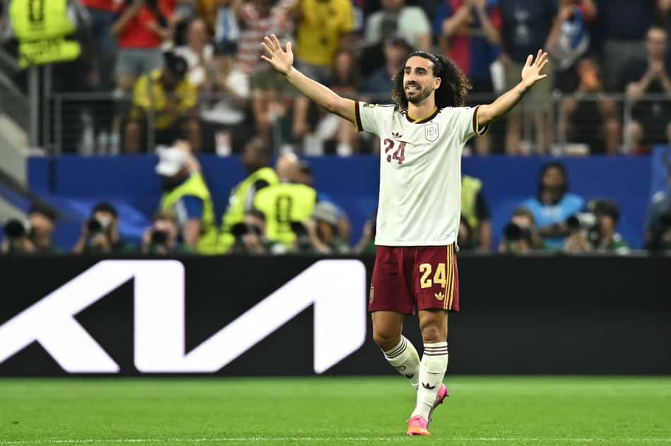 Marc Cucurella em ação pela Espanha na Copa do Mundo de 2026