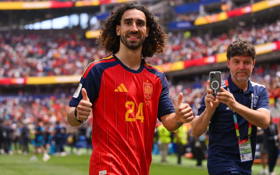 Filho autista e personalidade forte: conheça Cucurella, destaque da Espanha na Copa