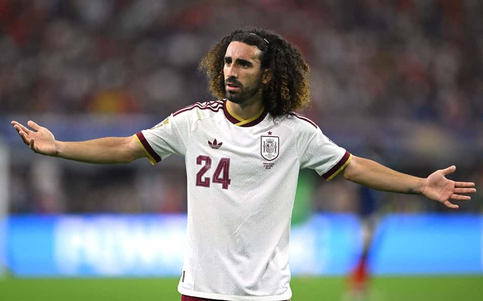 Cucurella promete deixar seleção da Espanha se conquistar a Copa do Mundo