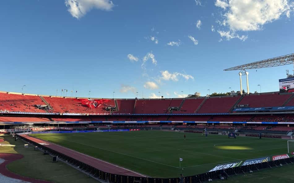 Morumbis recebe São Paulo x Vitória (Foto: Vitor Palhares / Lance)