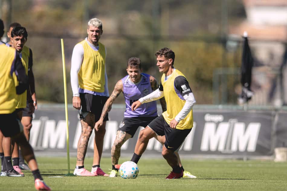 Natanael em treino (Foto: Pedro Souza / Atlético)