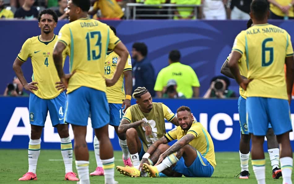 Como você avalia a atuação do Brasil na Copa do Mundo? Vote