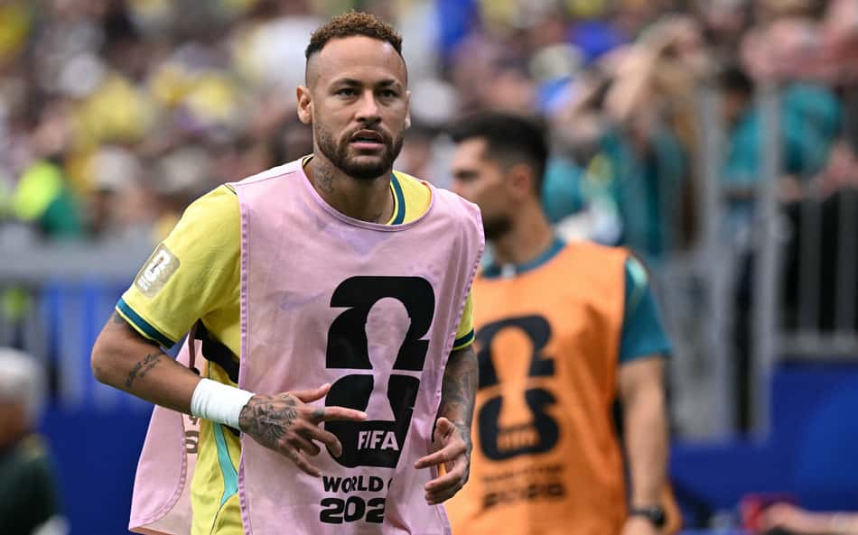 Clima esquentou! Ex-jogadores discutem ao vivo sobre Neymar após queda do Brasil