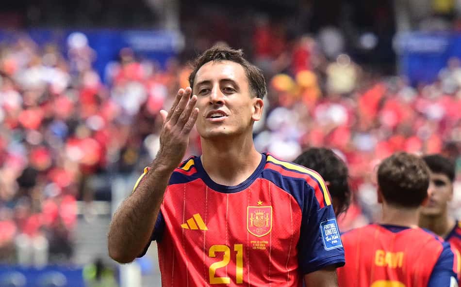 Dê suas notas: Espanha vence a Áustria com facilidade e avança na Copa