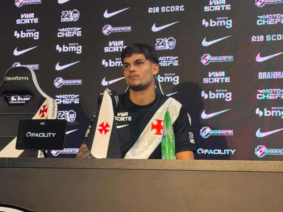 Paulinho em apresentação no Vasco da Gama