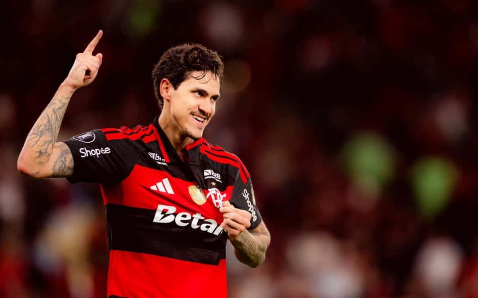 Post de Pedro assusta torcida, mas Flamengo esclarece mistério e lança o 'Manto da Nação'