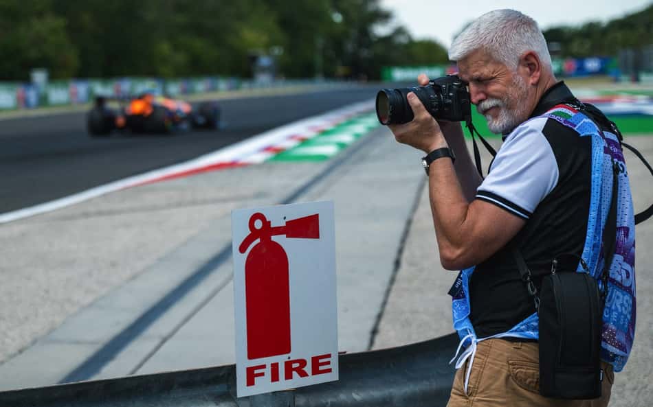 Presidente da República Tchéquia, Petr Pavel foi fotógrafo da F1 no GP da Hungria