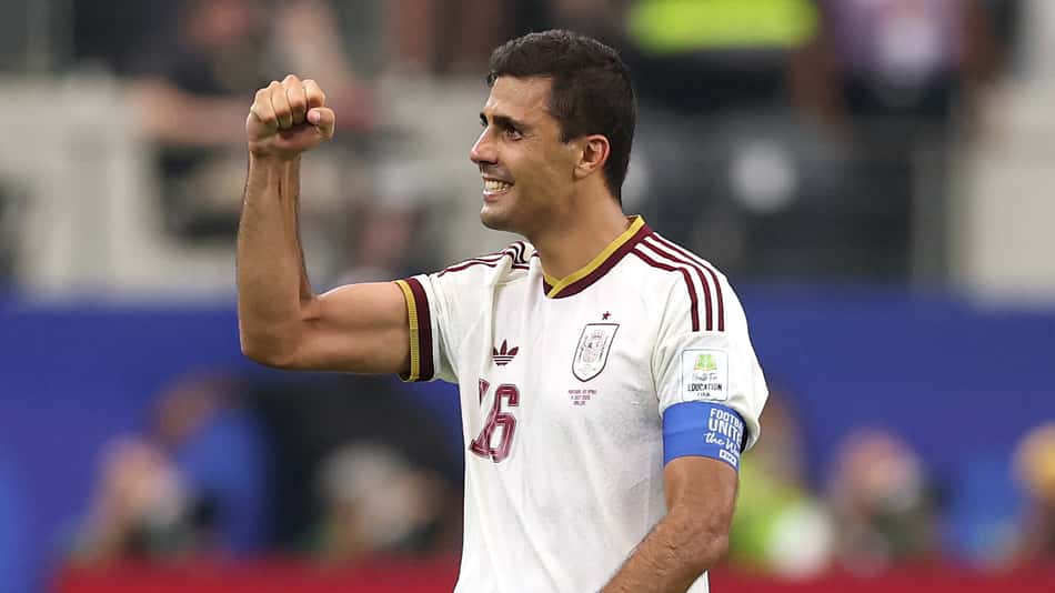 Rodri comemorando a classificação da Espanha na Copa do Mundo