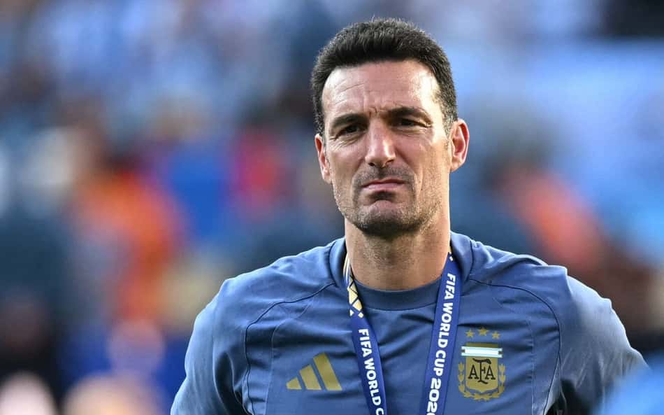 De La Fuente manda recado a Lionel Scaloni após título da Espanha: 'Difícil'