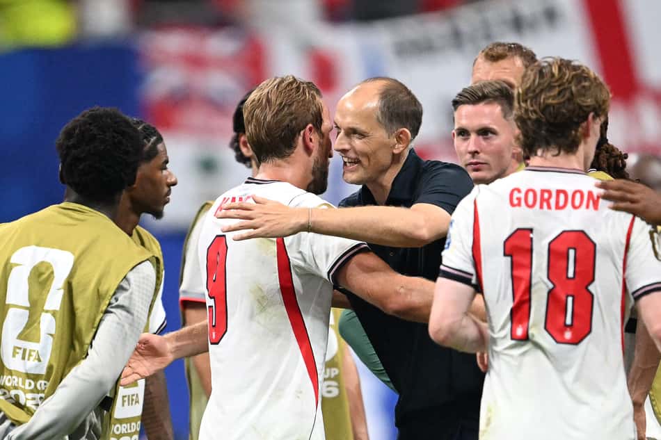 Thomas Tuchel comemora vitória da Ingaterra sobre a RD Congo na Copa do Mundo