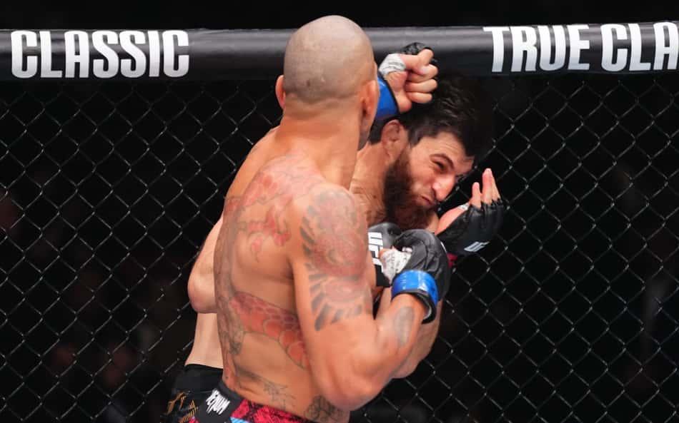 Ankalaev perdeu para Poatan no UFC 320 (Foto: Reprodução Twitter UFC)
