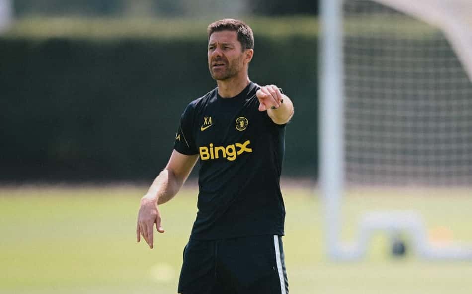 Chelsea dá 'chapéu' no Arsenal e fecha contratação recorde