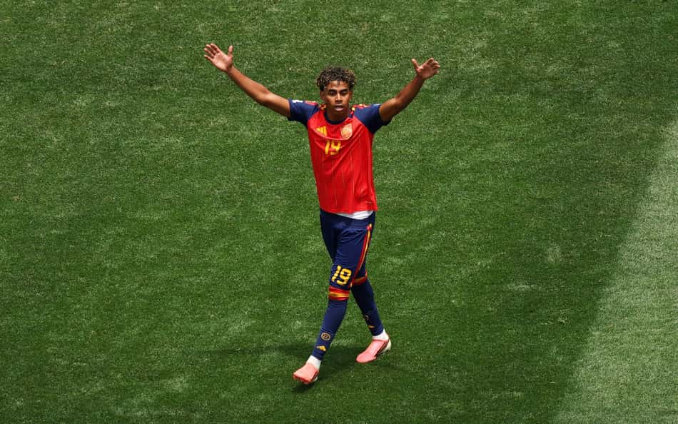 Yamal pode repetir feito de Mbappé em Copas do Mundo