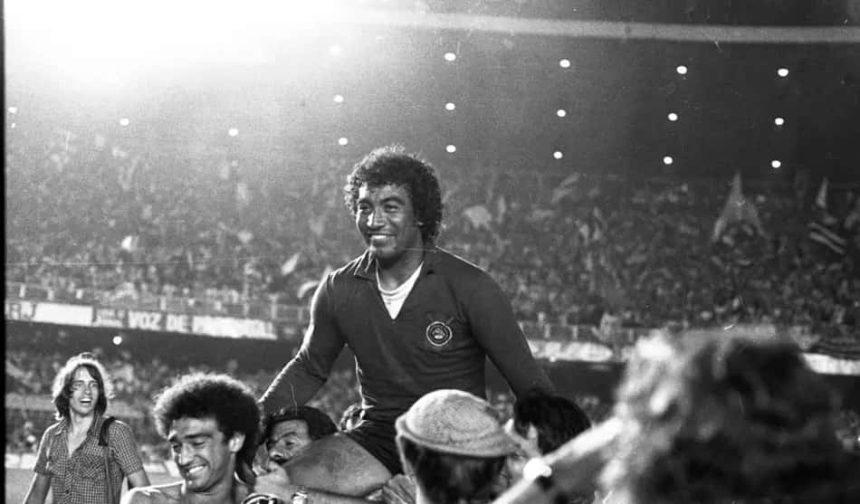 Ex-goleiro Tobias durante a partida de 1976.